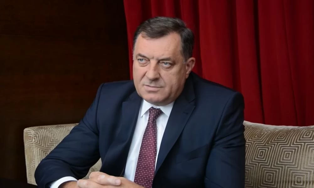 Σερβοβόσνιος πρόεδρος: "Δύσκολη πλέον η επιβίωση της Βοσνίας" - Ετοιμάζει ένωση με την Σερβία;